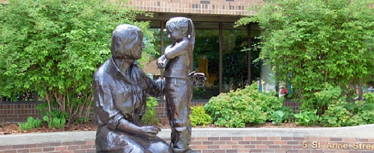 A Bronze Statue of Lois Hole and little girl