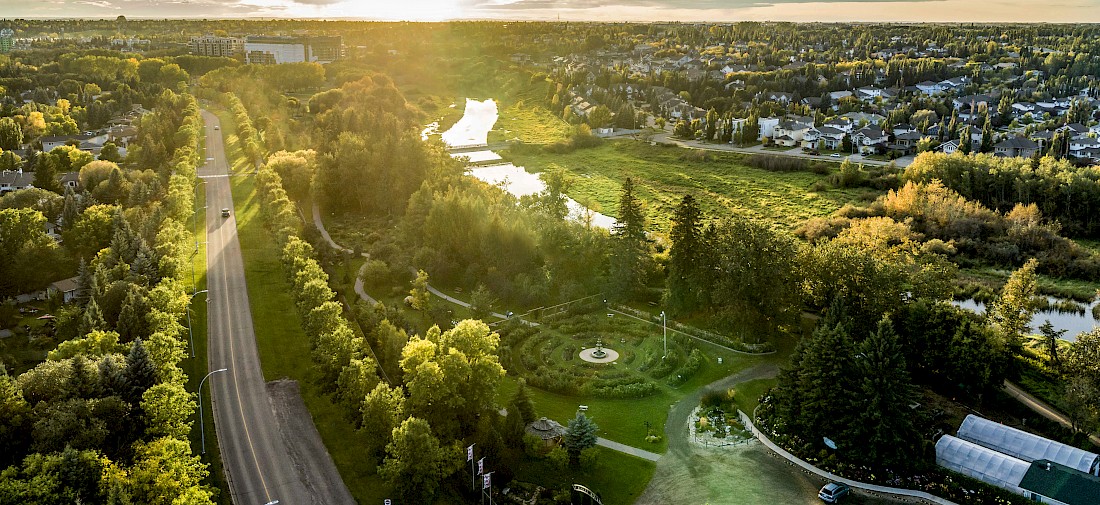 An aerial view of the St. Albert Botanic Park and the Sturgeon River