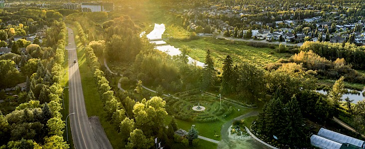 An aerial view of the St. Albert Botanic Park and the Sturgeon River valley